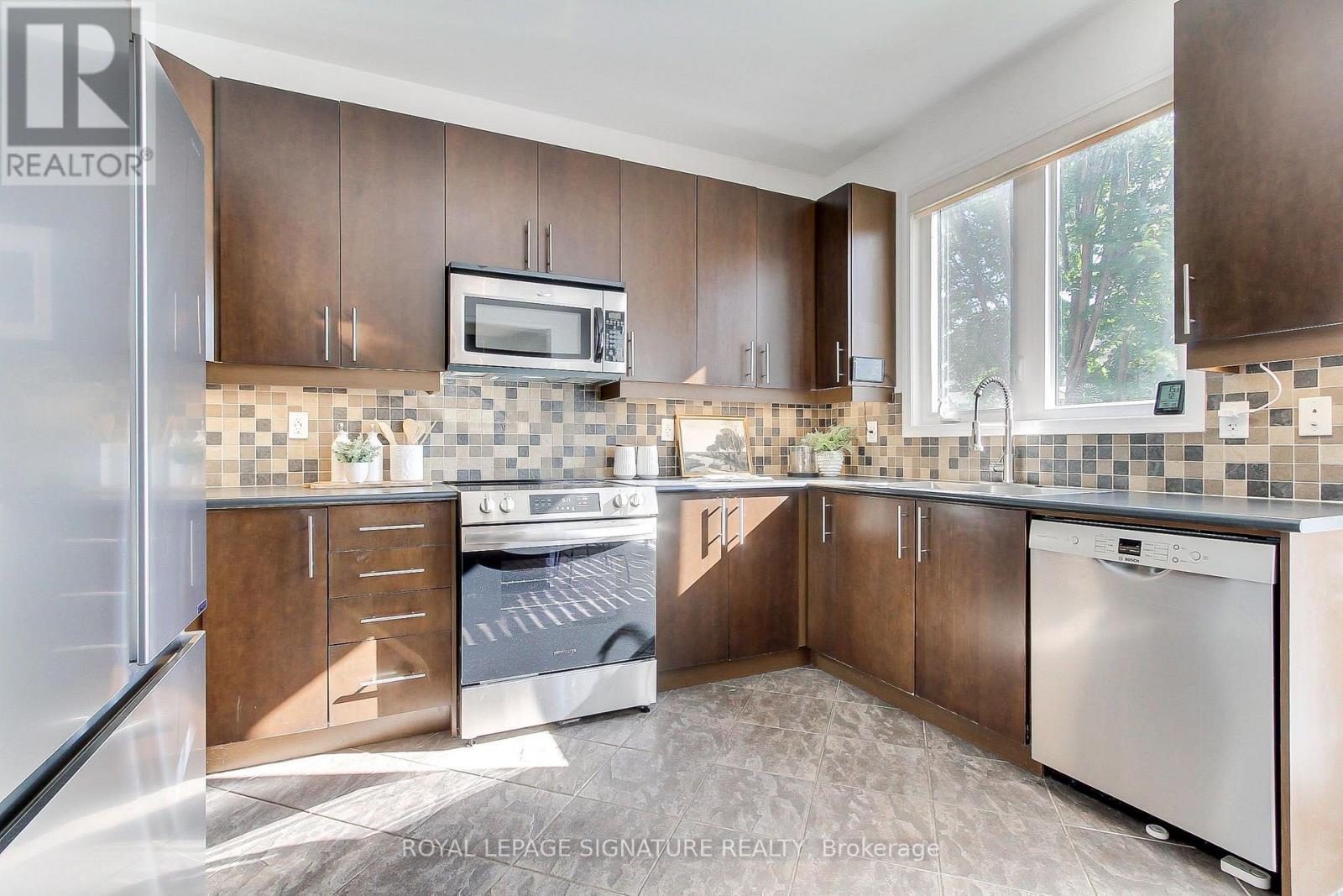 45 MAE BROOKS DRIVE - Image 12
