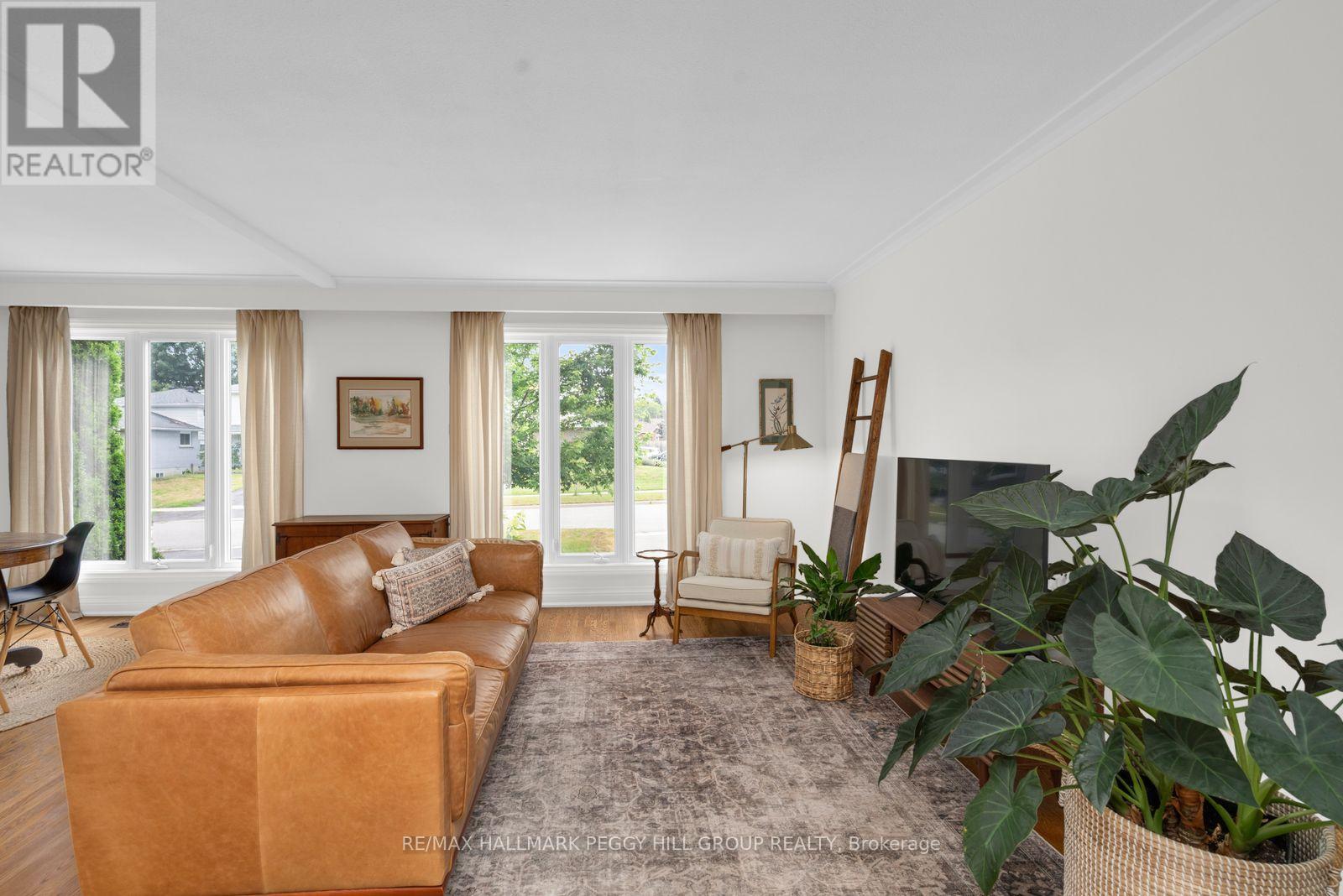 184 WOODLAND DRIVE - Image 4