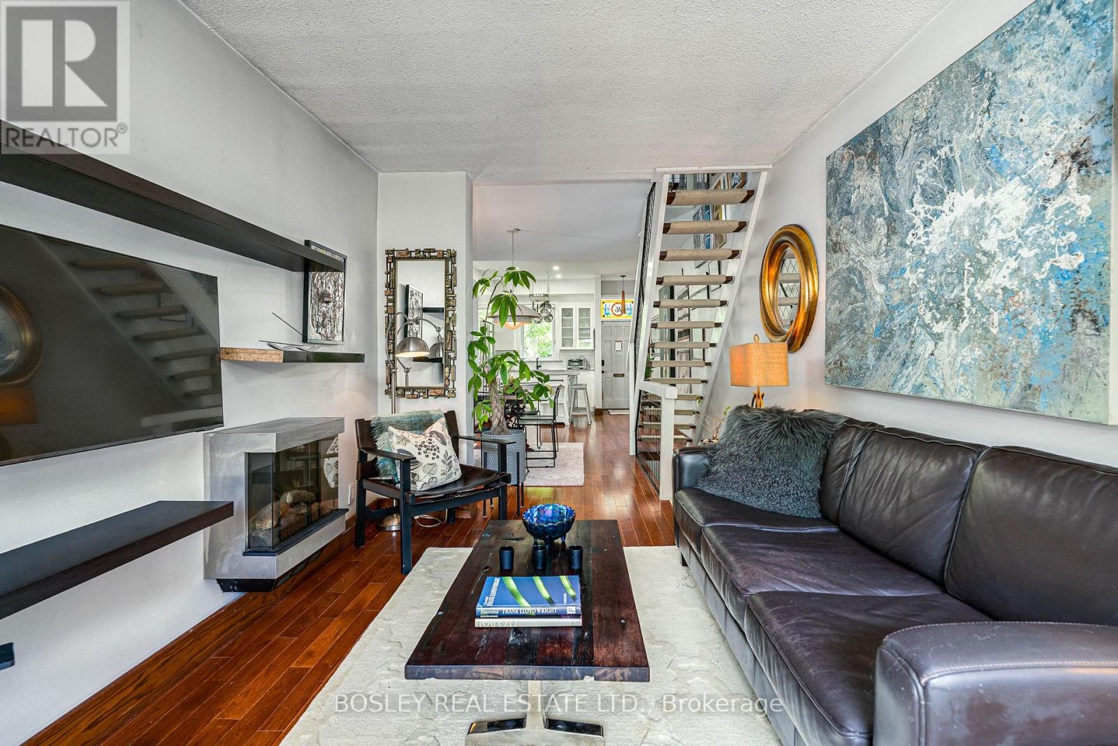 16 BLONG AVENUE - 14