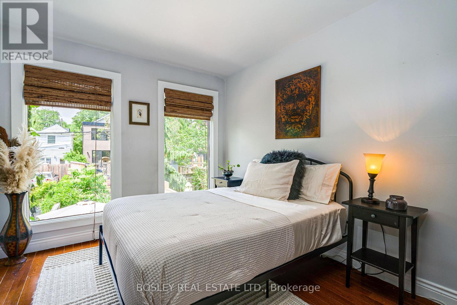 16 BLONG AVENUE - 21