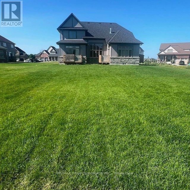11 BLUE HERON DRIVE - 39