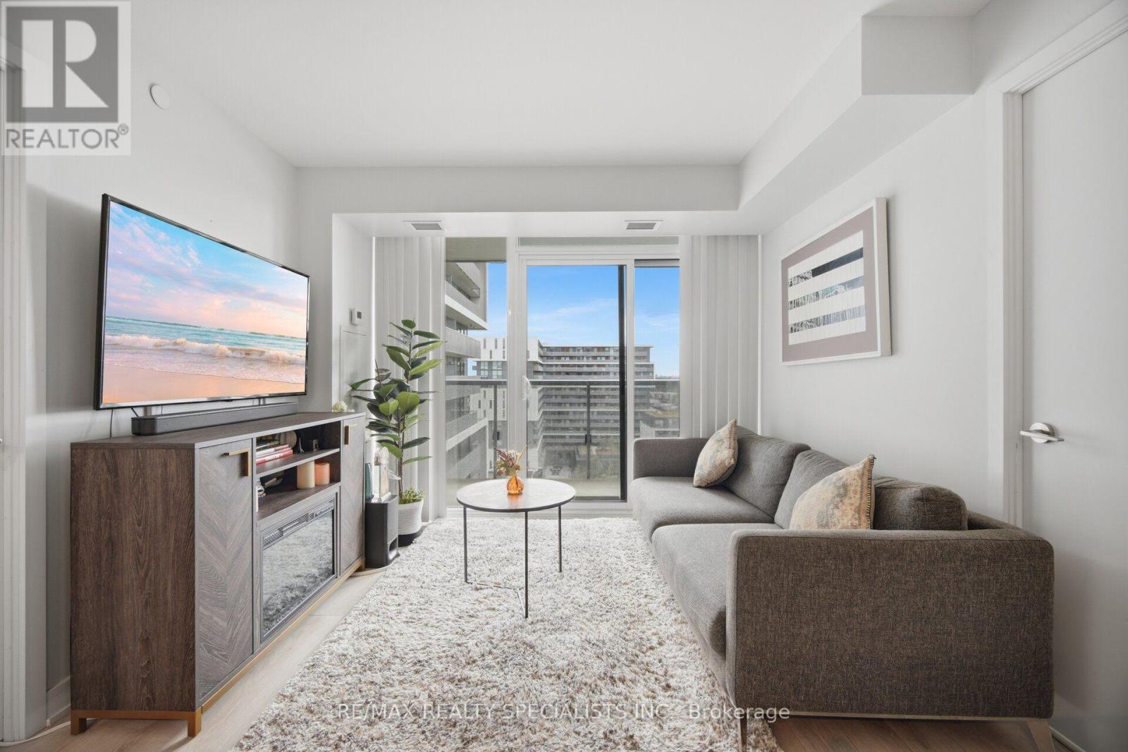 #1222 160 FLEMINGTON ROAD - 20