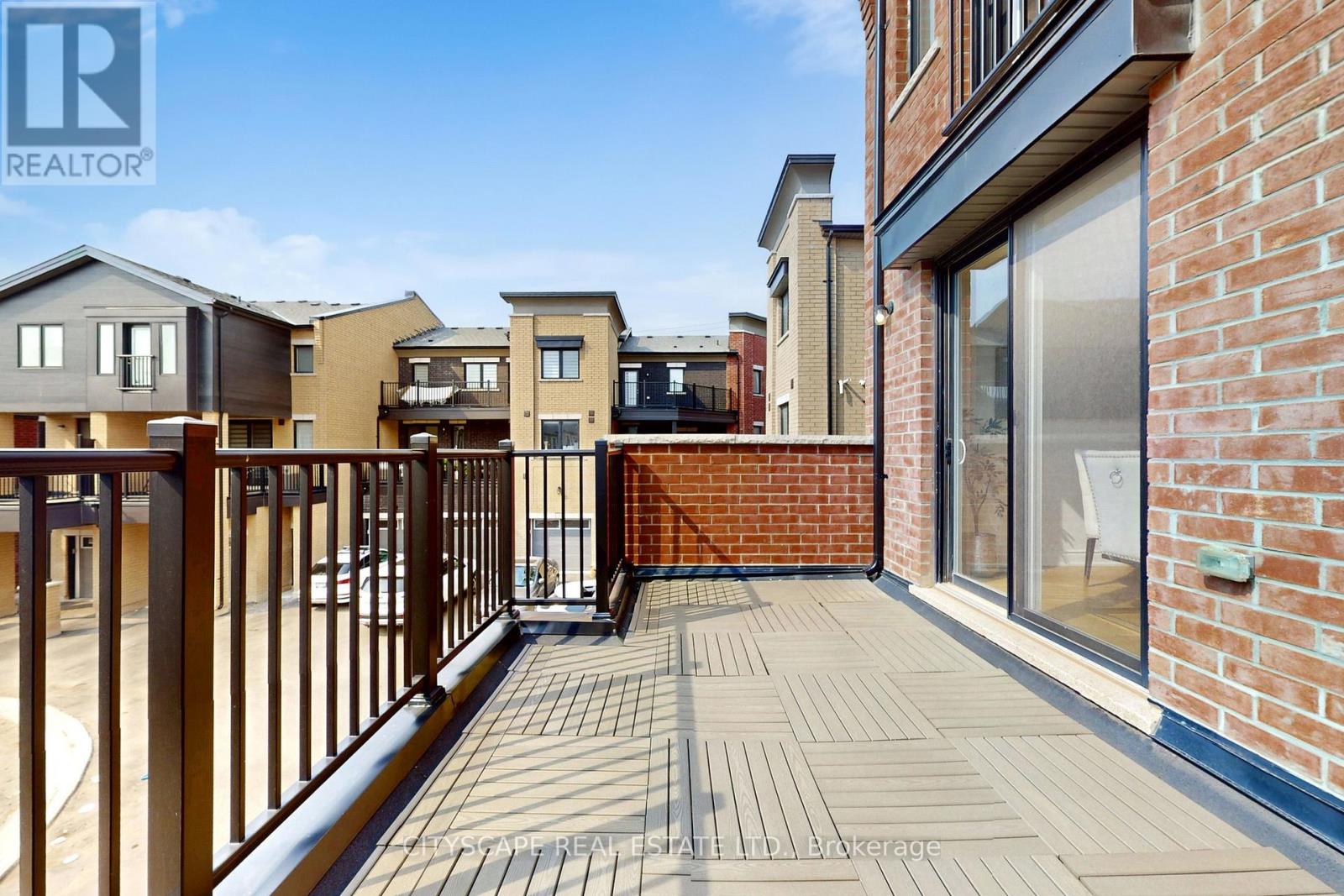 6 MARVIN AVENUE - 38