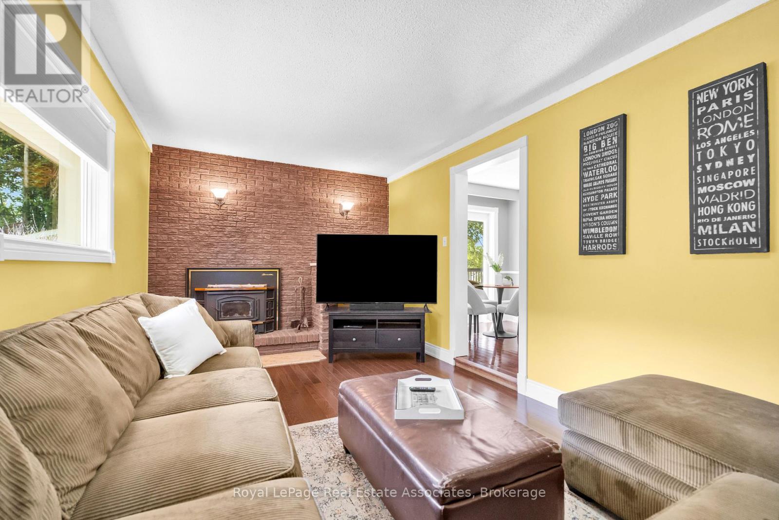 233 ELMORE DRIVE - 11