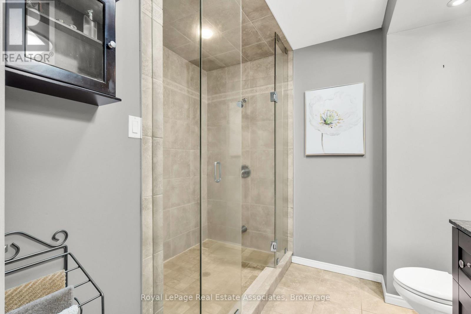 233 ELMORE DRIVE - 24