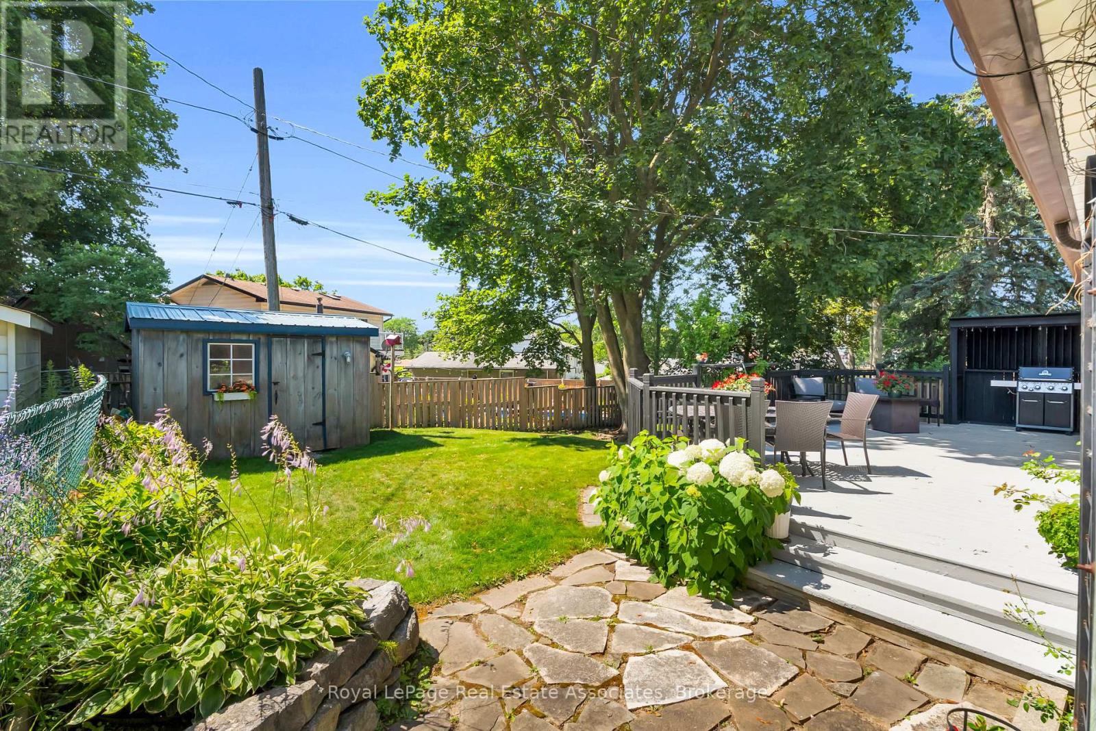233 ELMORE DRIVE - 31