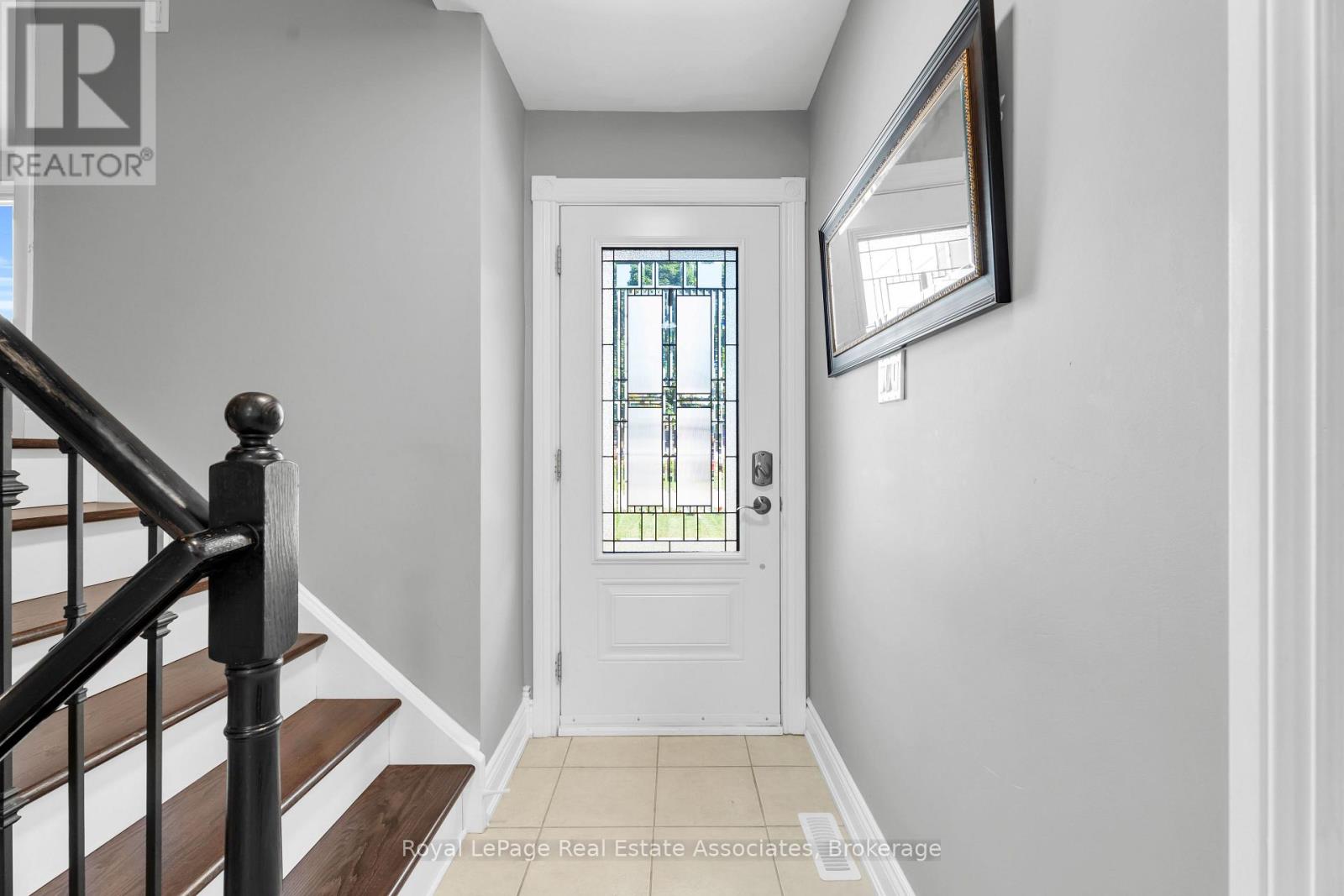 233 ELMORE DRIVE - 4