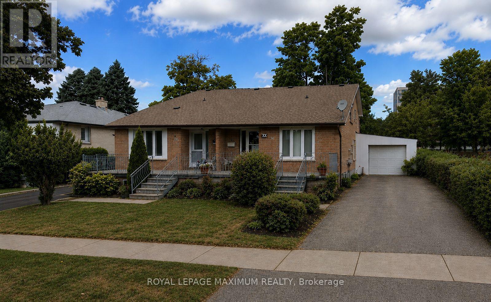40 BROADOAKS DRIVE - 1
