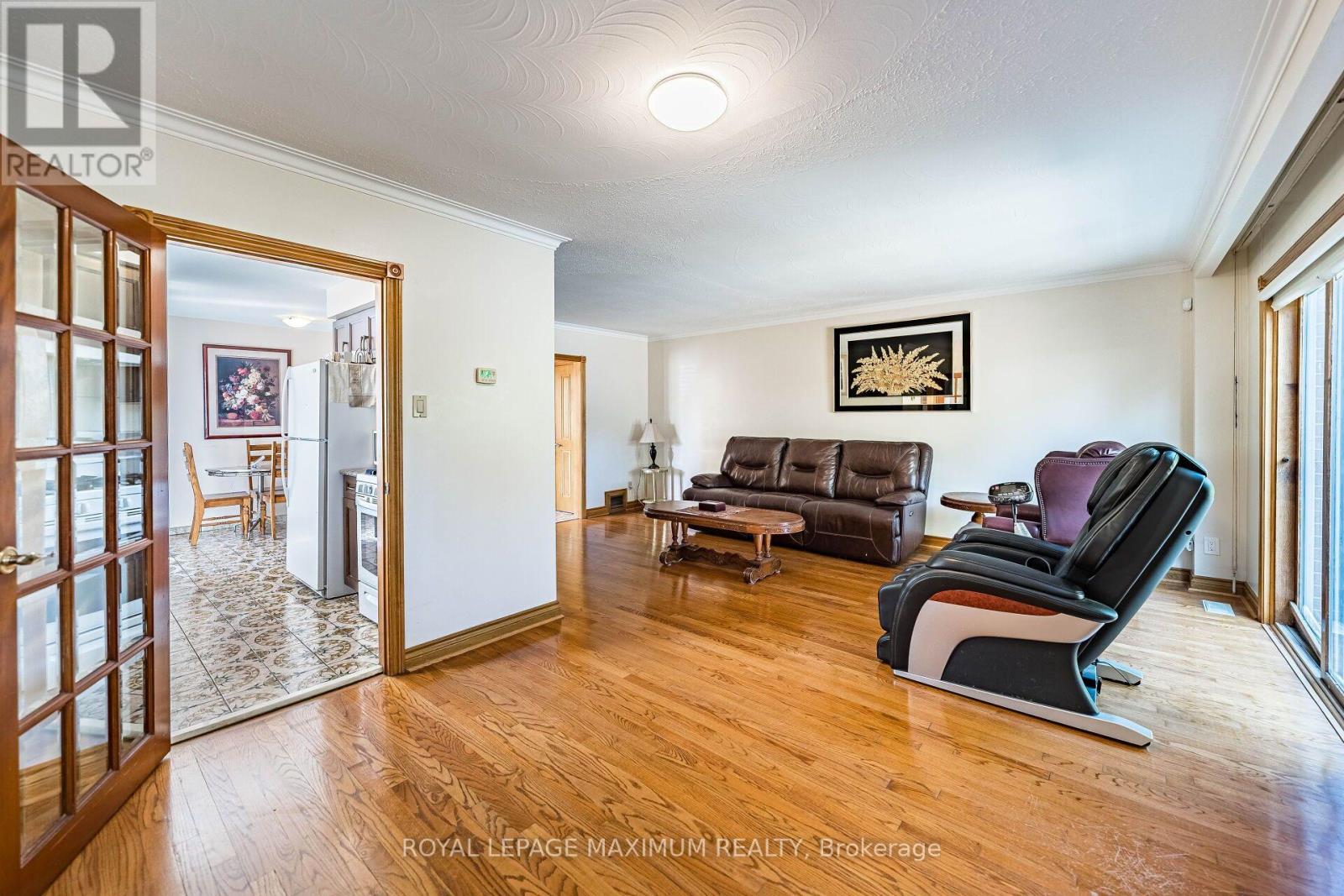 40 BROADOAKS DRIVE - 14