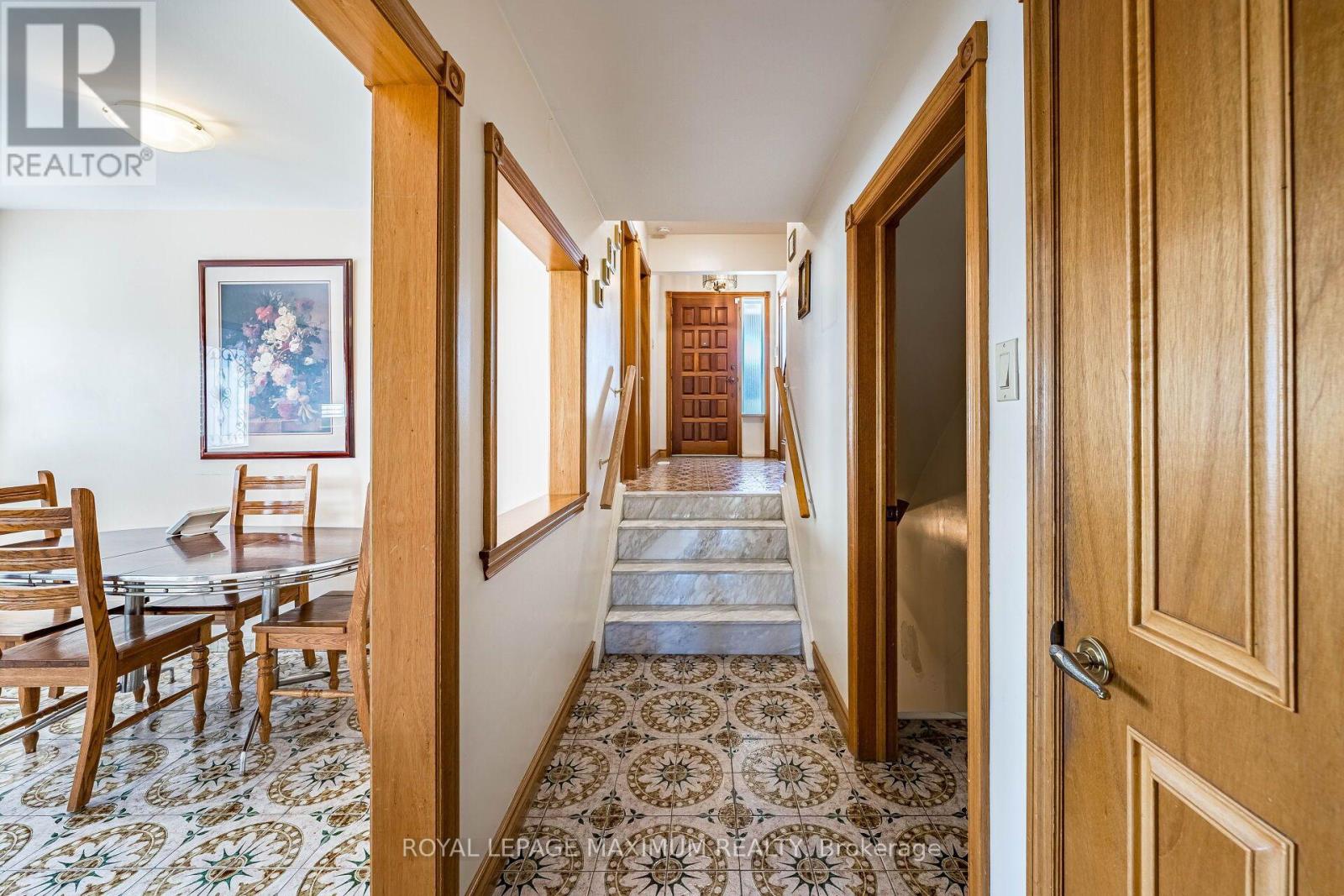 40 BROADOAKS DRIVE - 23