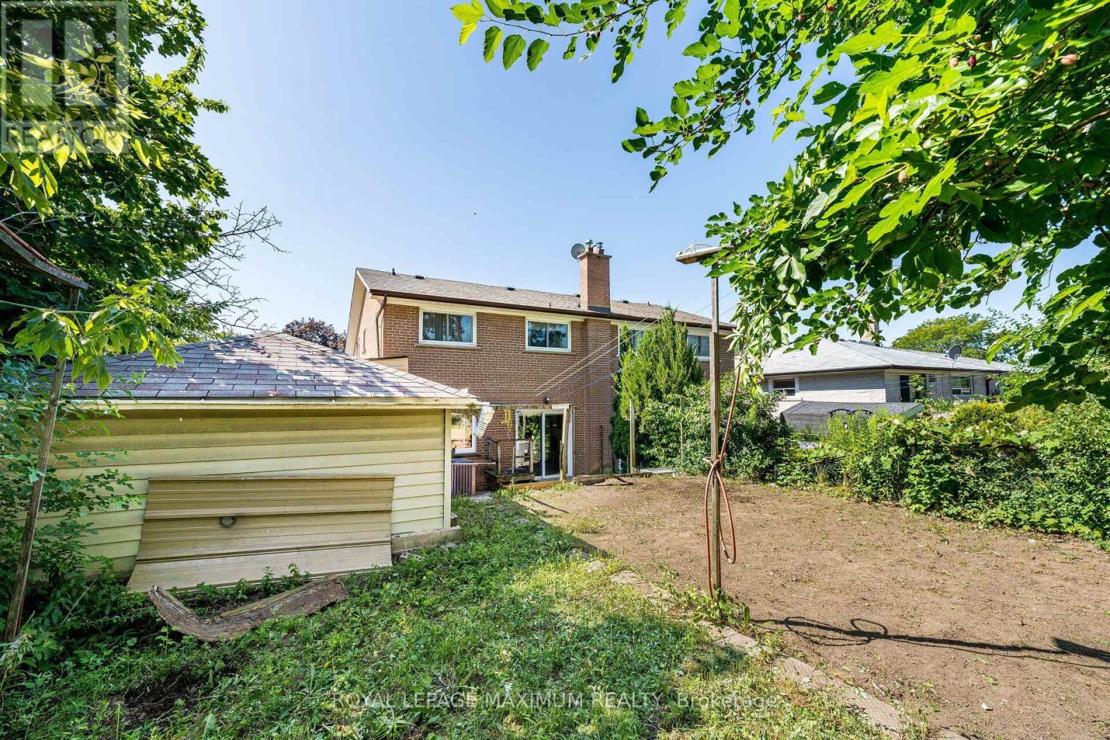 40 BROADOAKS DRIVE - 47