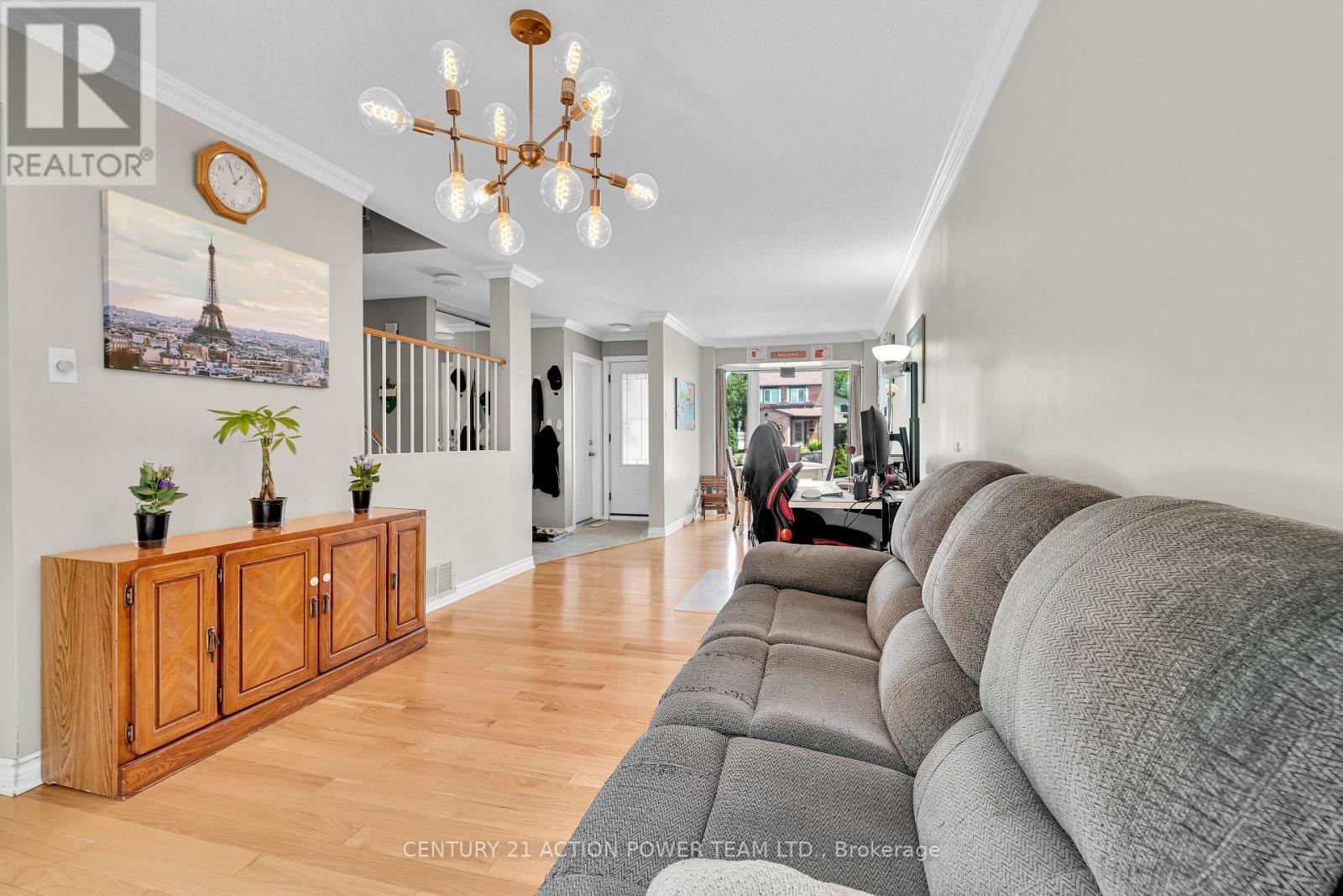 3 Bed, 2 Bath House for Sale in Ottawa – 1810 SIMARD DRIVE, Ottawa – MLS# X13494972 - Image 7