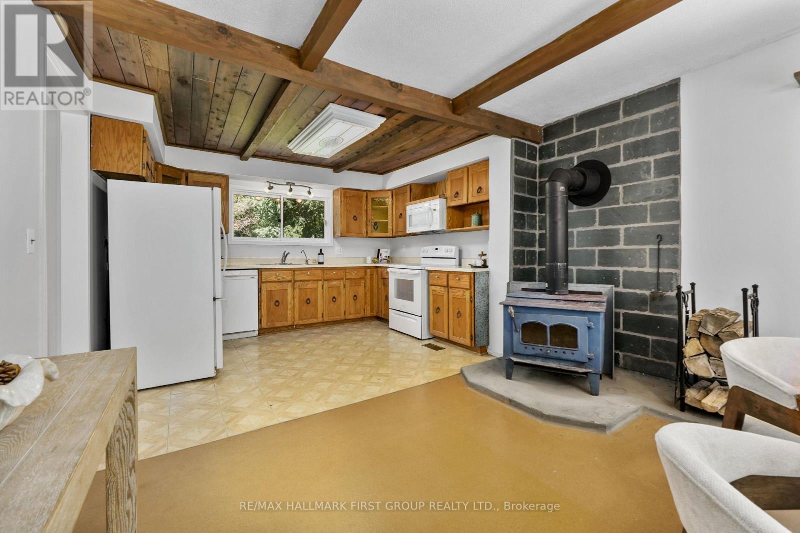 226 BRADLEY HOLLOW ROAD - Image 15