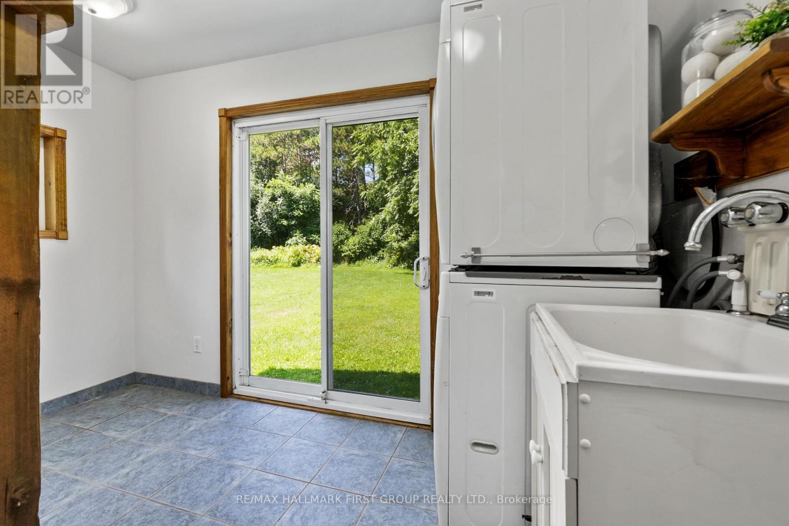 226 BRADLEY HOLLOW ROAD - Image 20