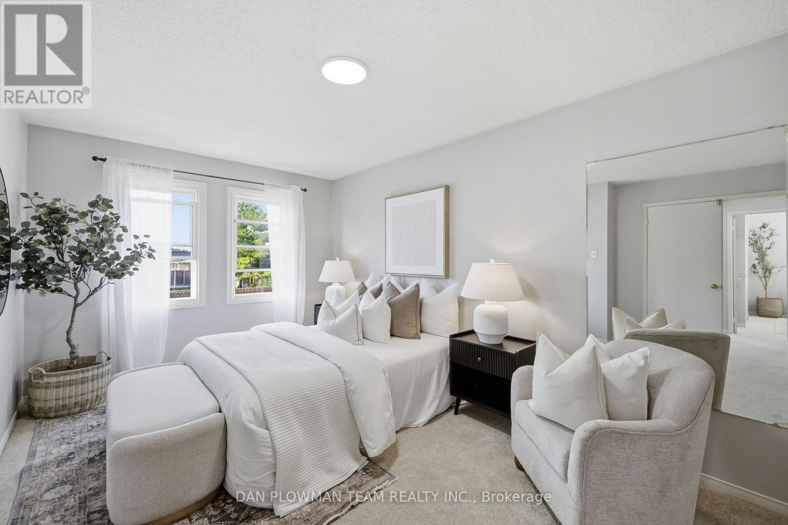 7 SPRUCE STREET - Image 16