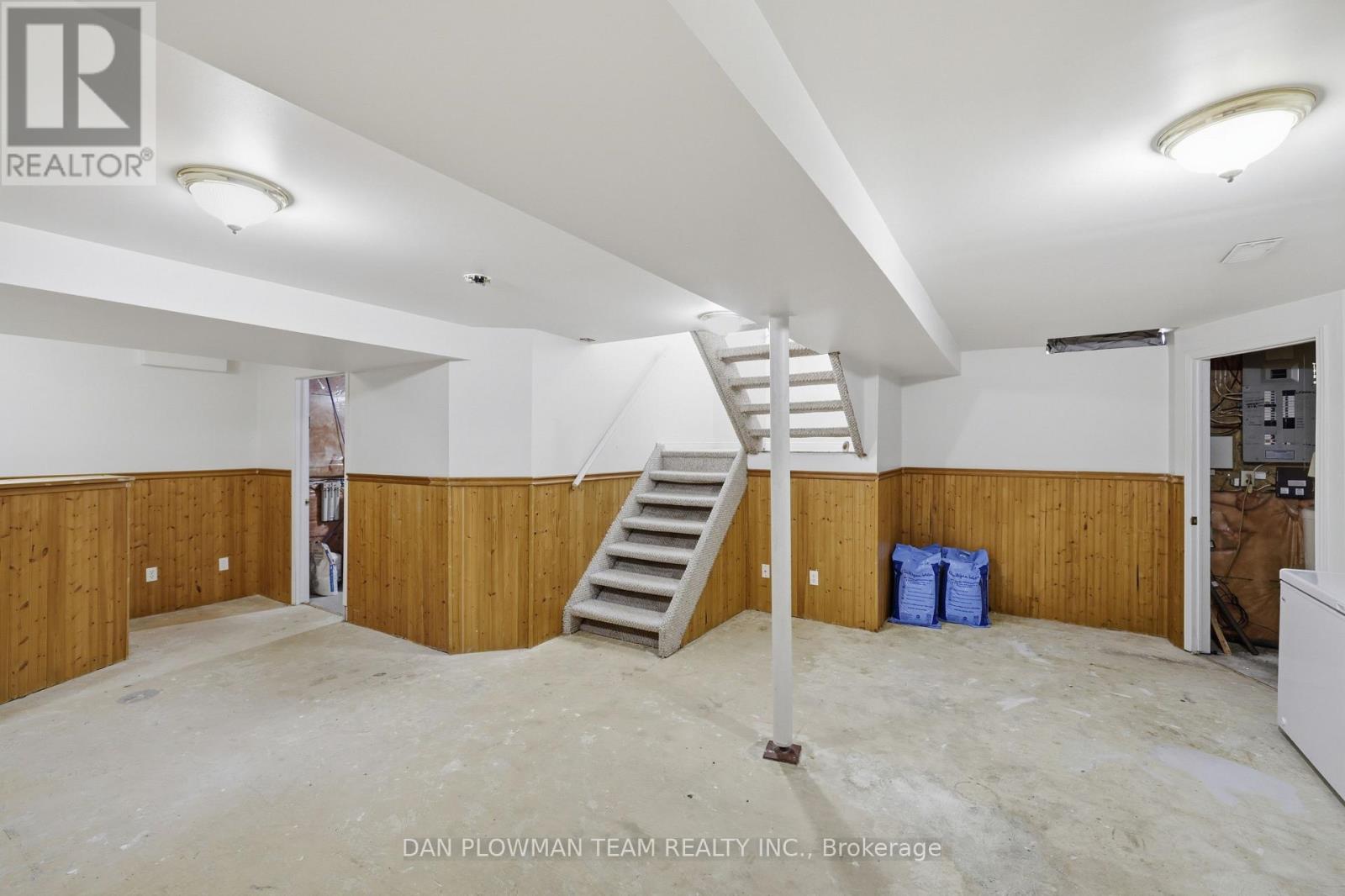 7 SPRUCE STREET - Image 24