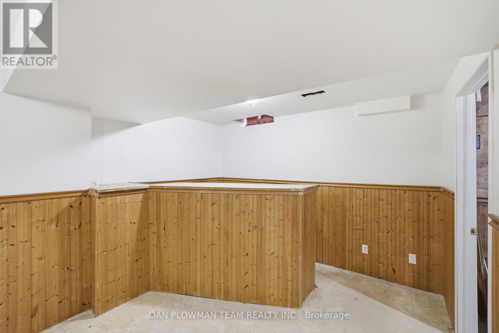 7 SPRUCE STREET - Image 25