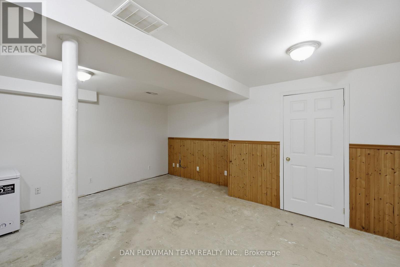 7 SPRUCE STREET - 26