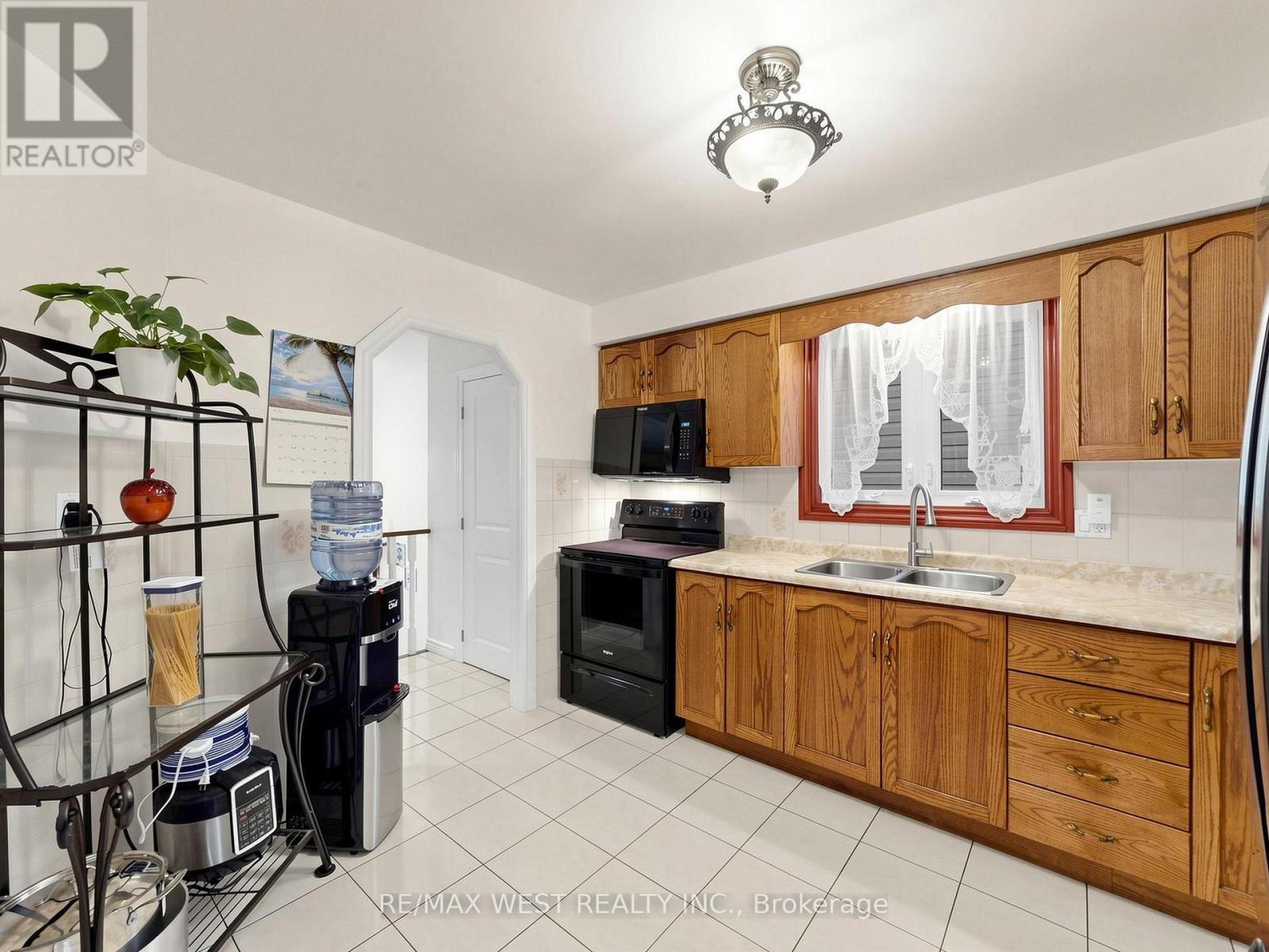 335 EAST AVENUE N - 5