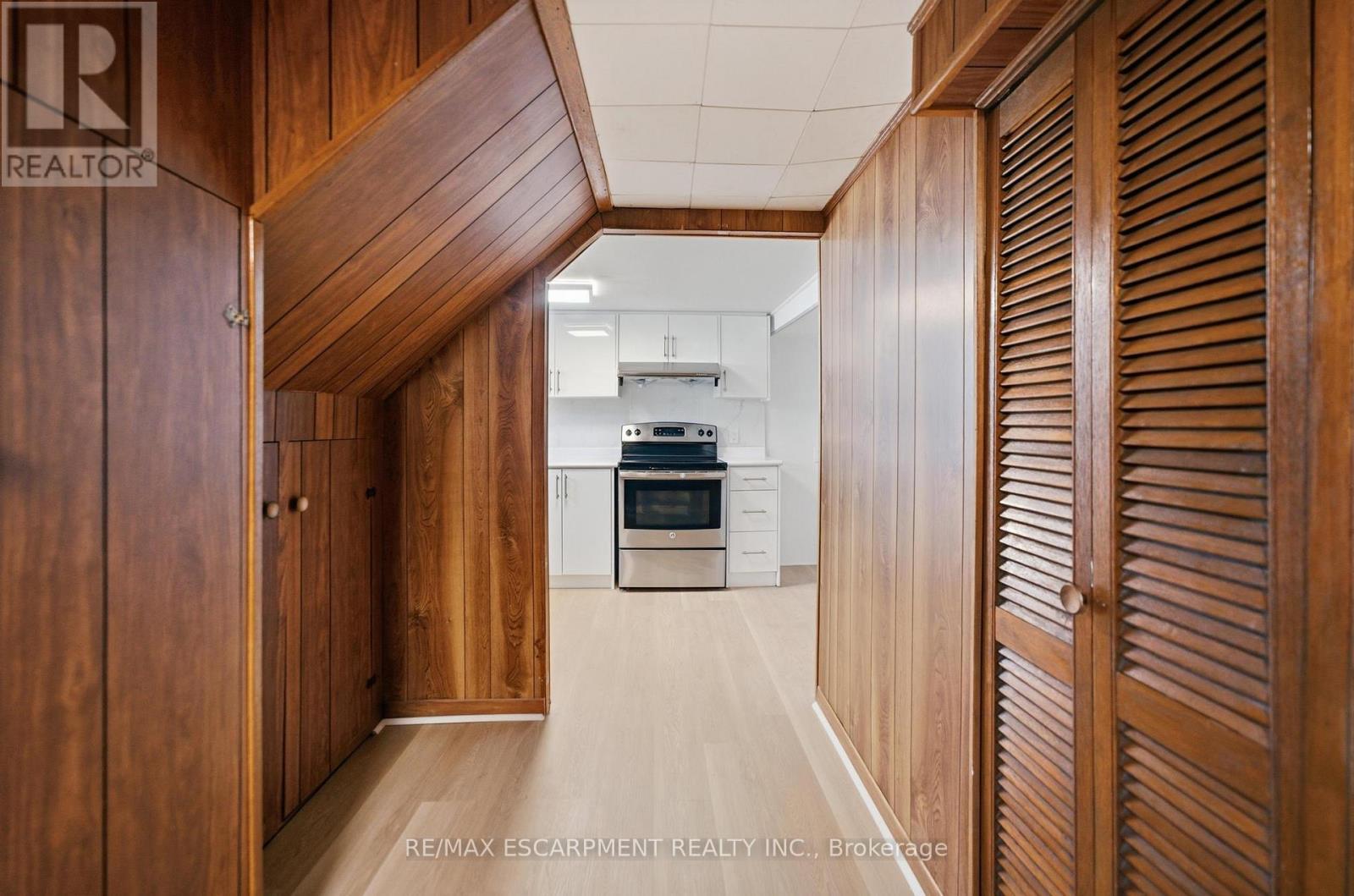 22 DAVID AVENUE - 15