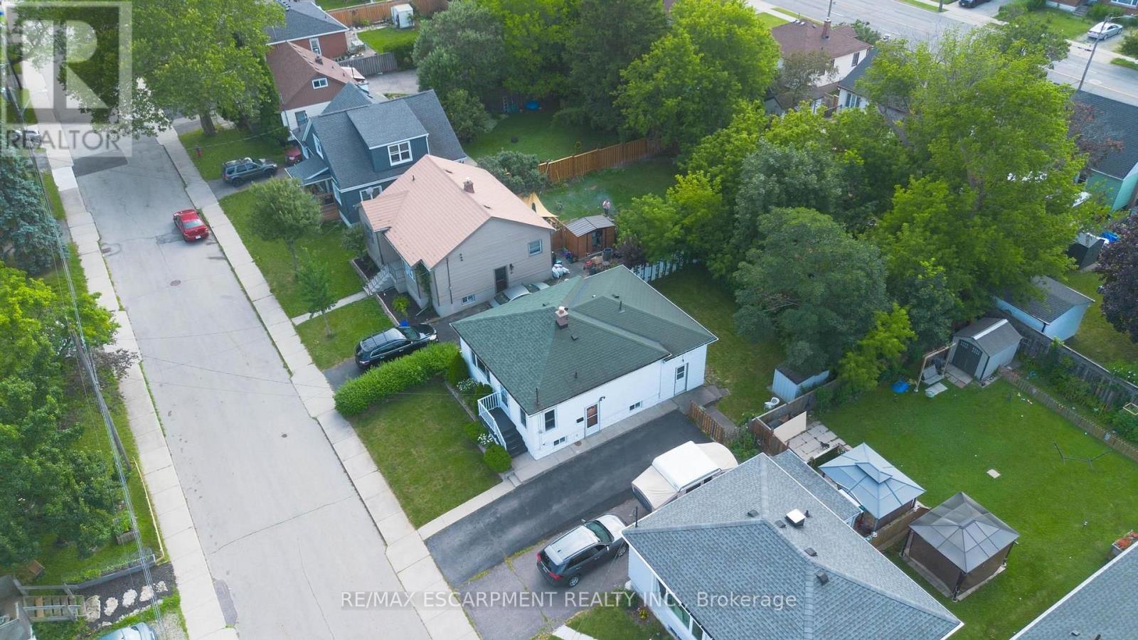 22 DAVID AVENUE - 33