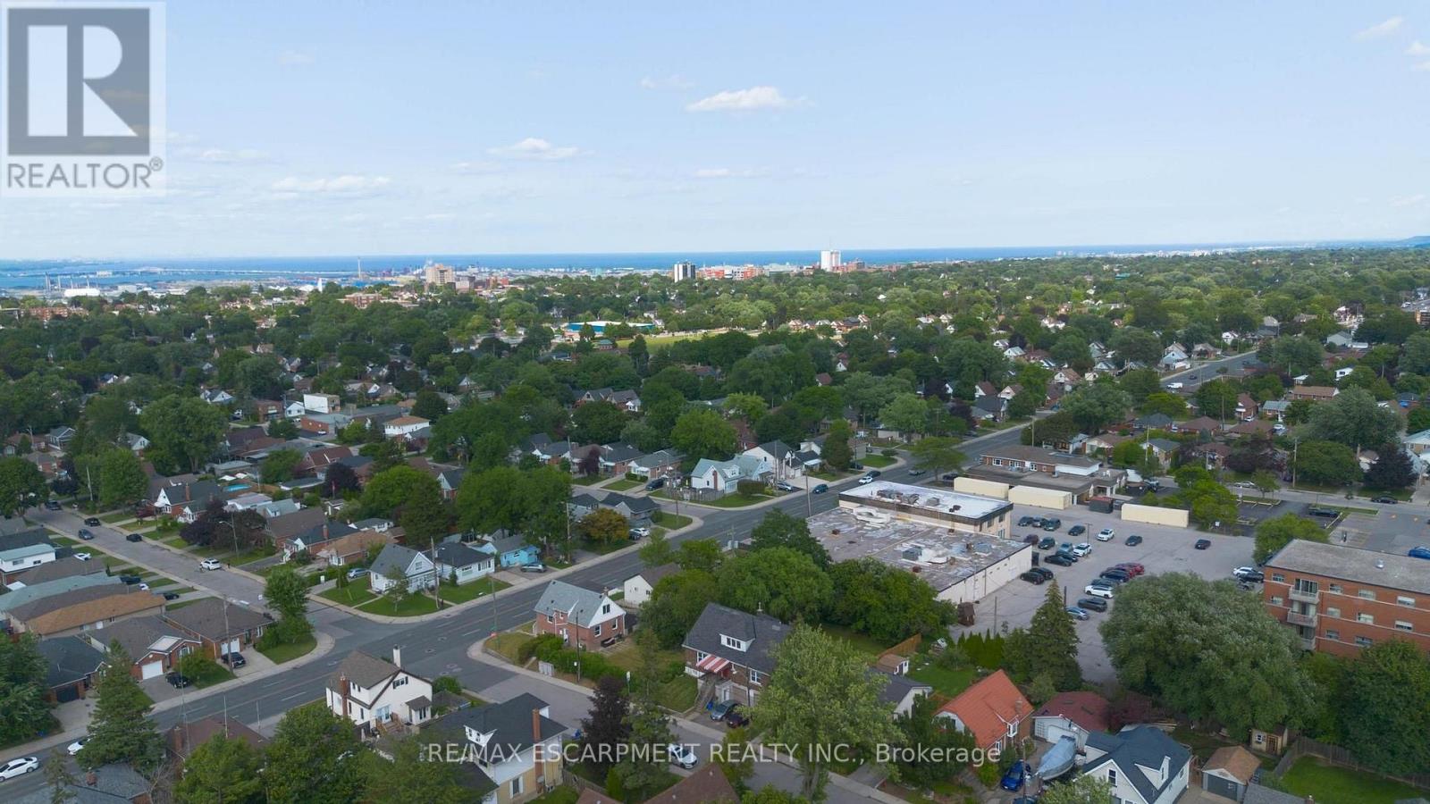 22 DAVID AVENUE - 37
