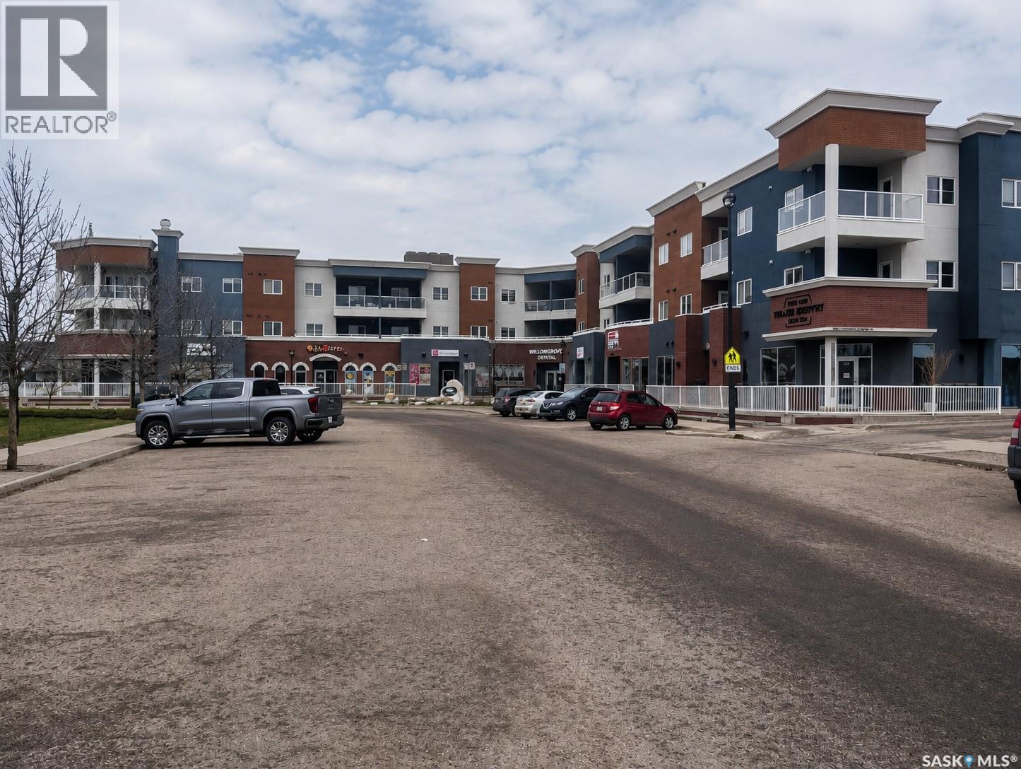 #P89 412 Willowgrove SQUARE - 1