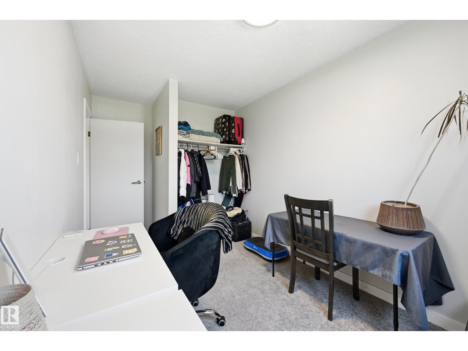 5677 137 AV NW - 22