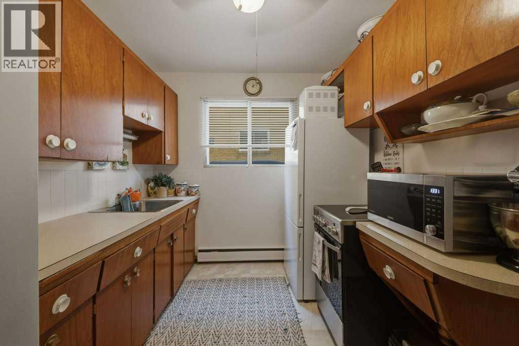 2428 14 Street Southwest - Photo 9