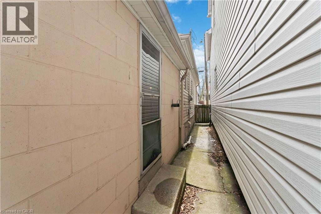 27 EDINBURGH Avenue - 18