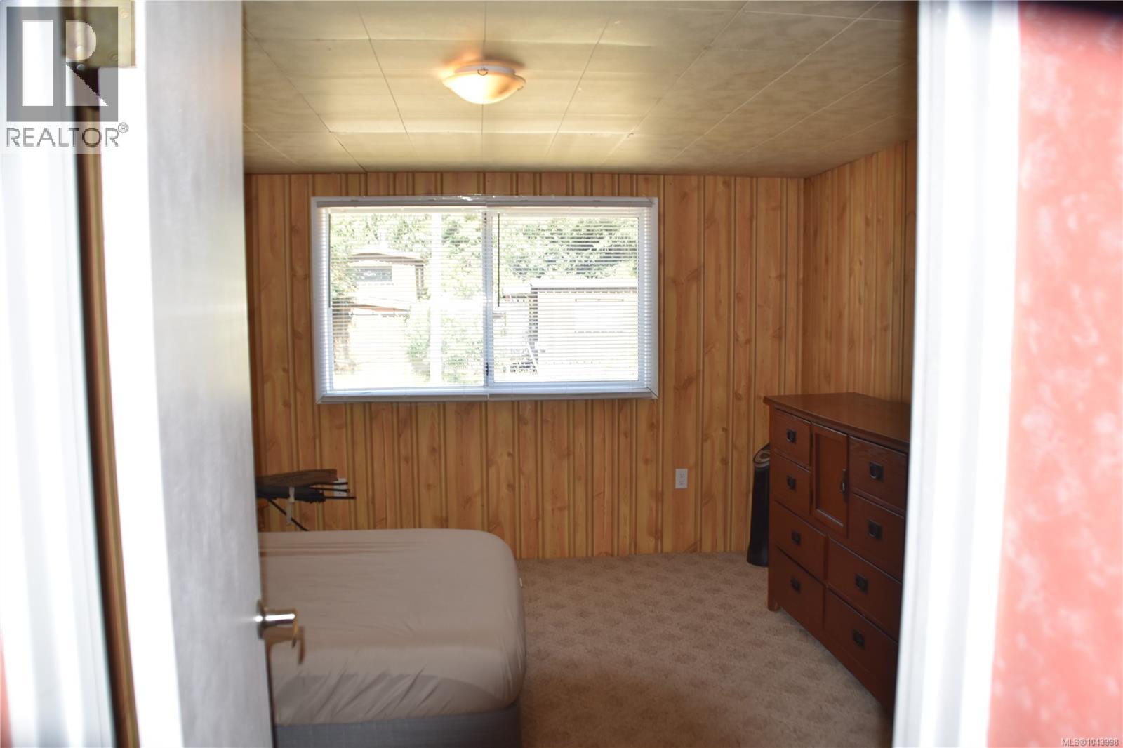 46 Pinder Ave - 14