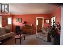 46 Pinder Ave, Woss, BC V0N3P0 Photo 10