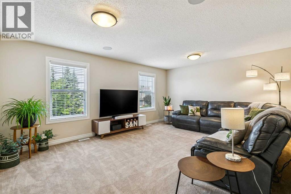 101 Drake Landing View - 24