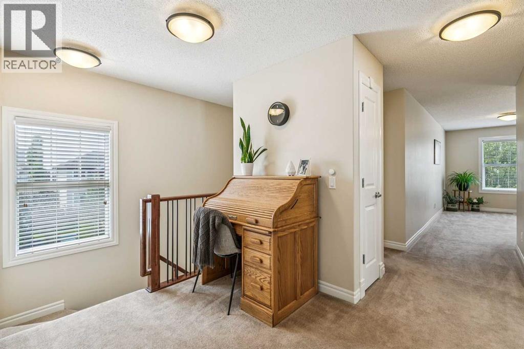 101 Drake Landing View - 23