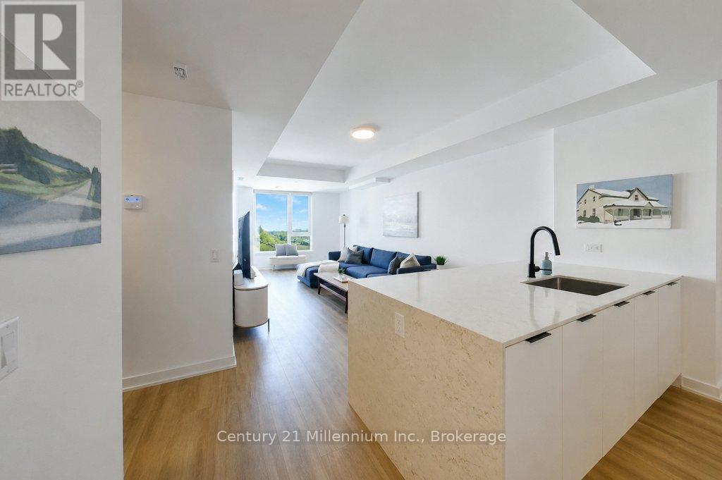 #501 31 HURON STREET - 7