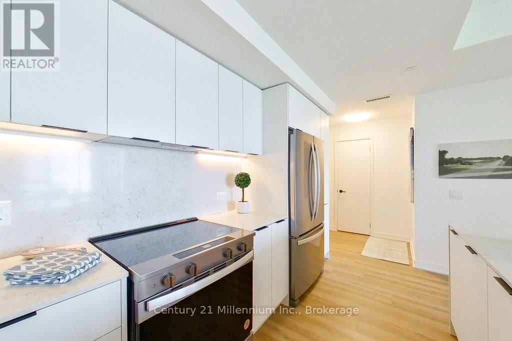 #501 31 HURON STREET - 9