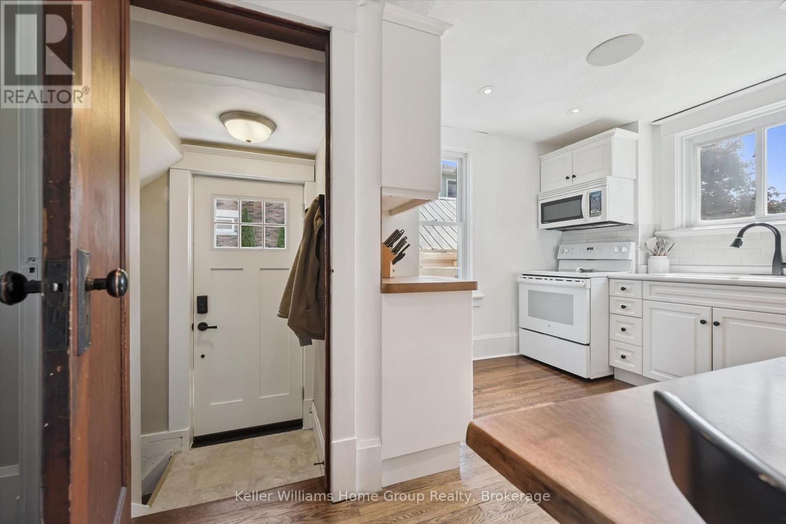 680 ST ANDREW STREET W - 30