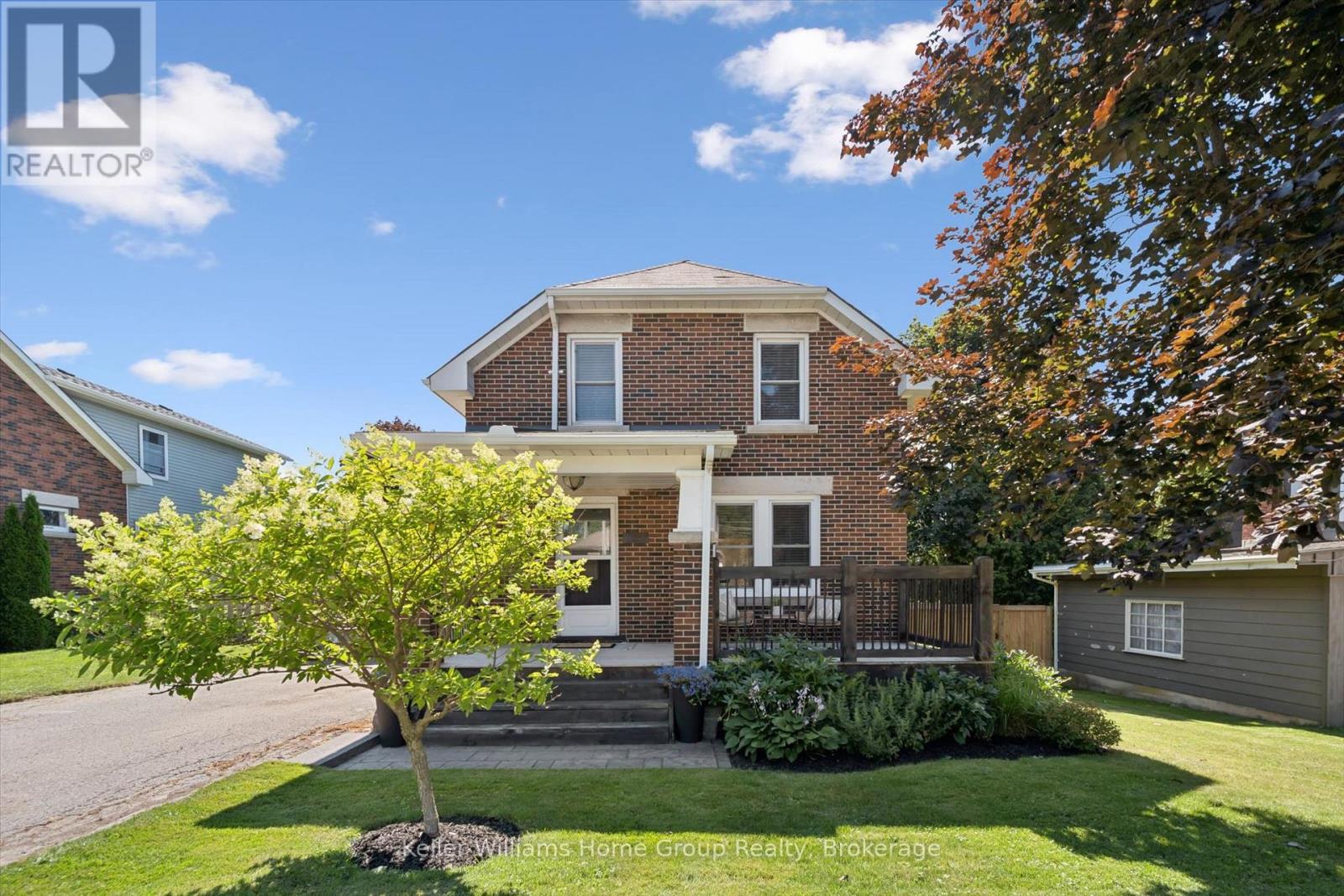 680 ST ANDREW STREET W - 3