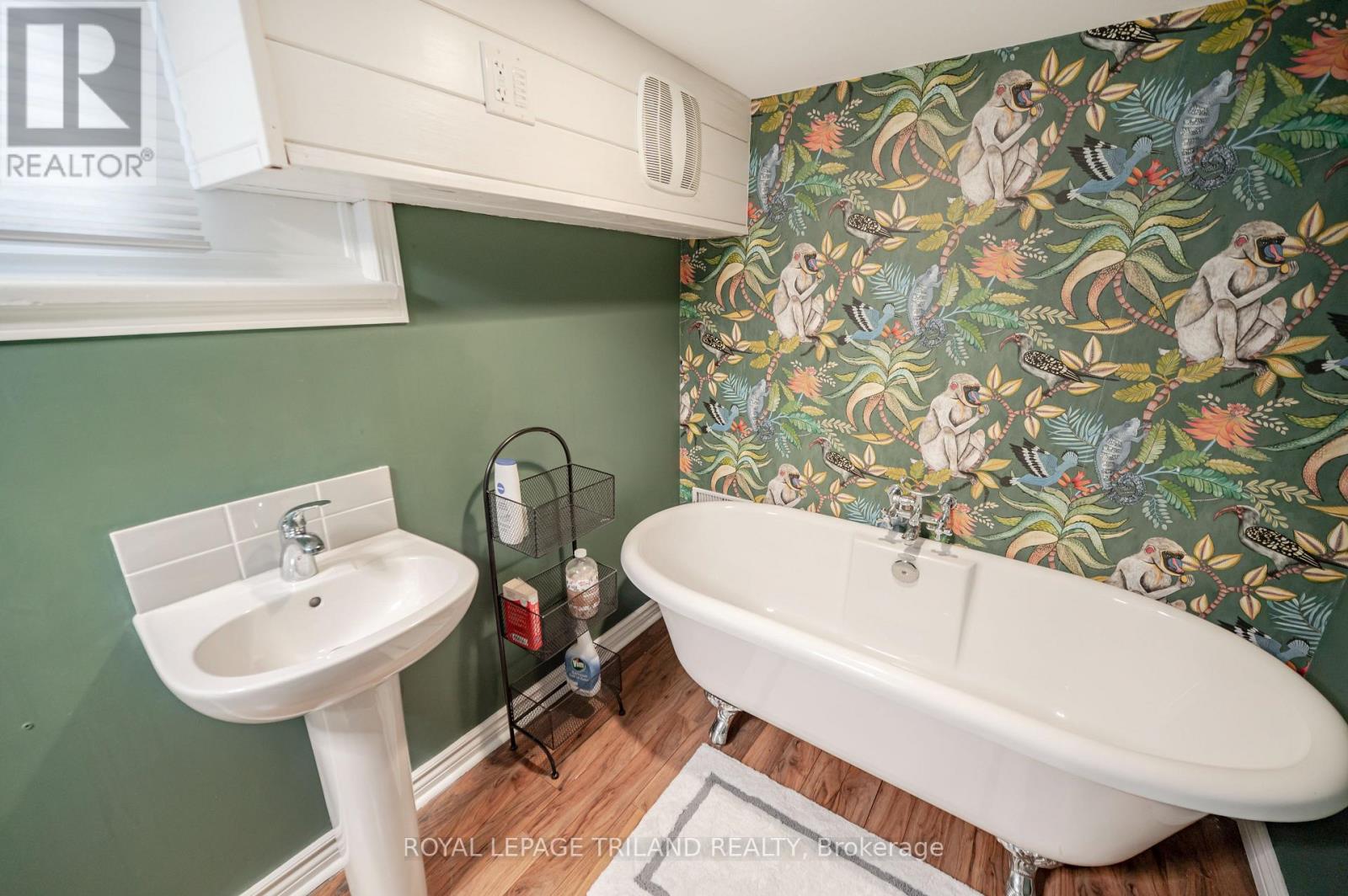 194 BELGRAVE AVENUE - Image 24