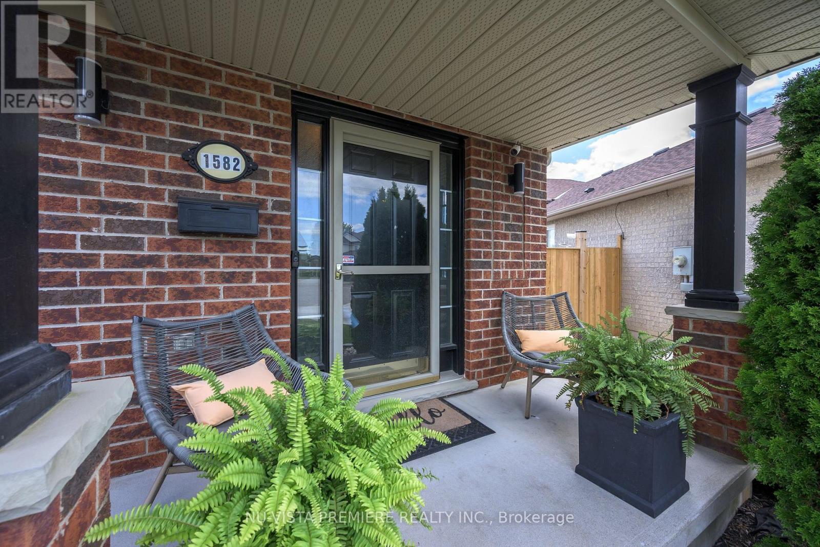 1582 CHELTON PLACE - 2