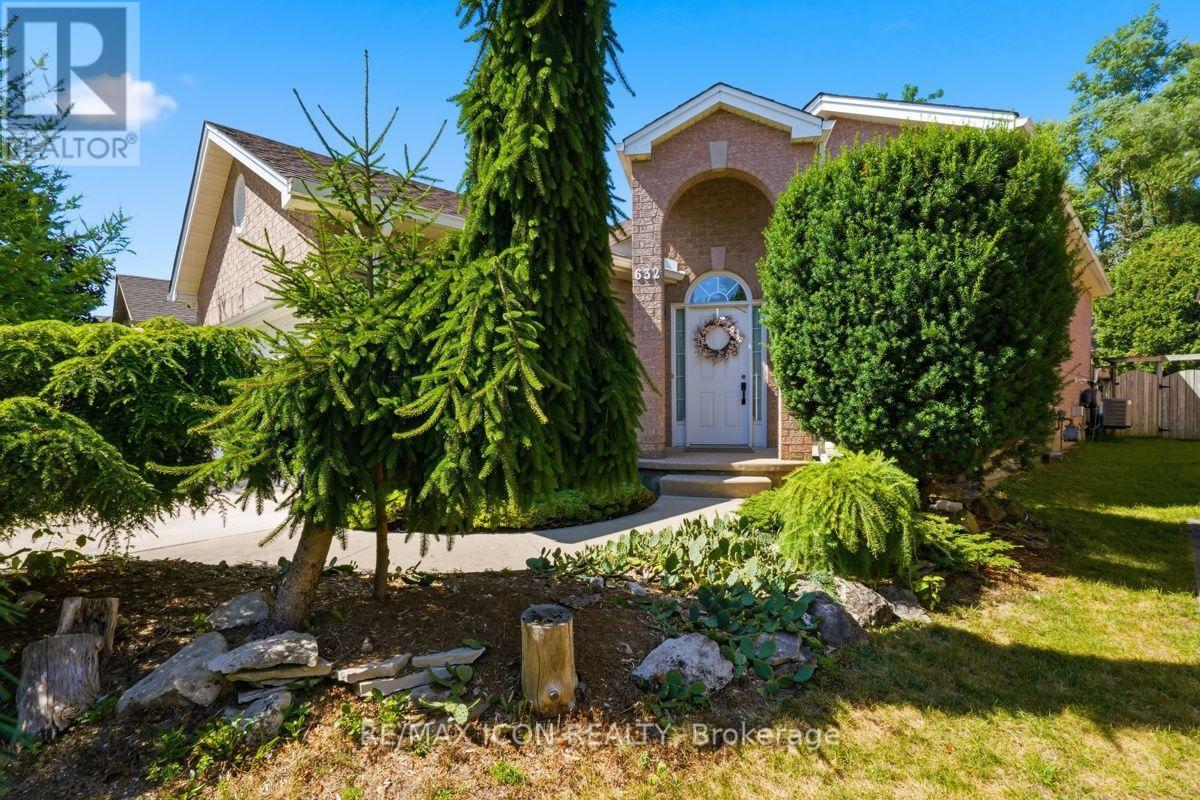 632 THORNWOOD DRIVE - 1