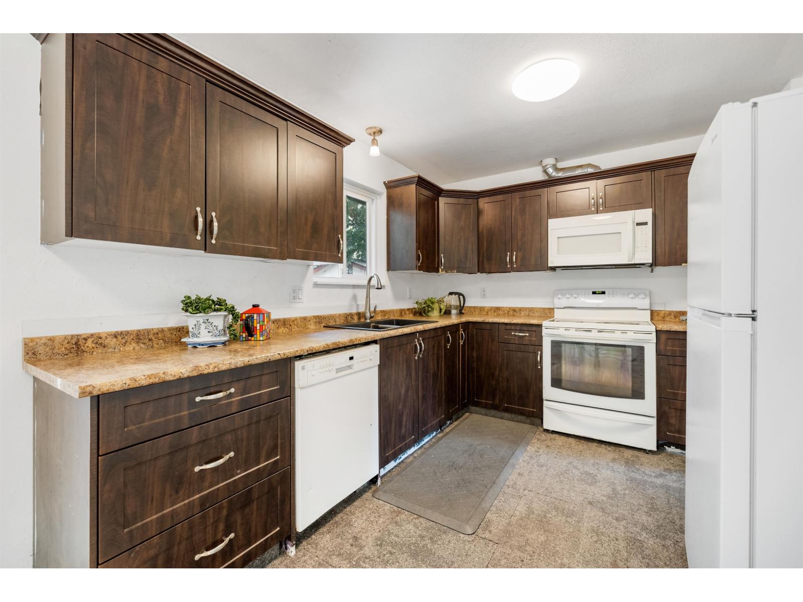 3 Bed, 2 Bath House for Sale in Abbotsford – 35117 SKEENA AVENUE, Abbotsford – MLS# R3149535 - Image 5