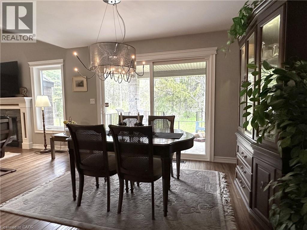 134 ANGLER Avenue - 12