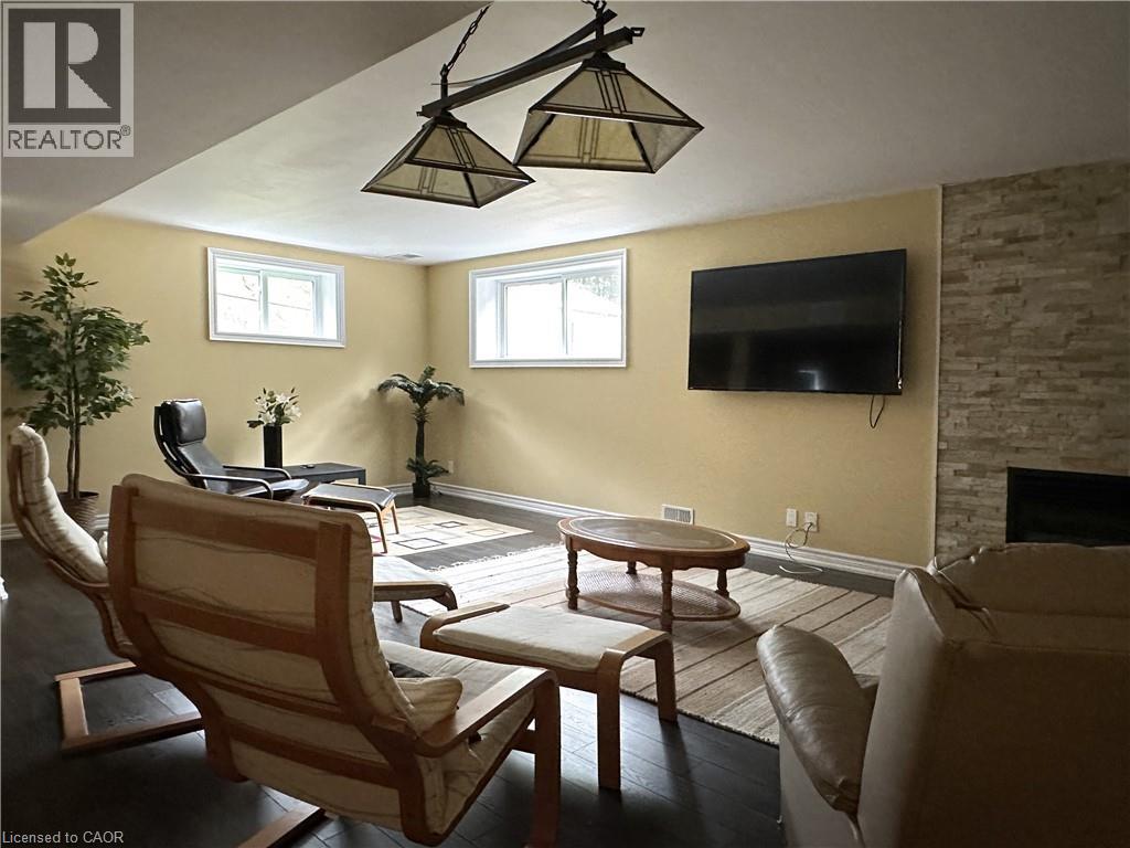 134 ANGLER Avenue - 34