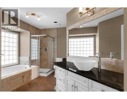 63 Mt Assiniboine Circle Se, Calgary, AB T2Z2N6 Photo 18