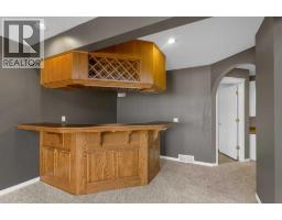 63 Mt Assiniboine Circle Se, Calgary, AB T2Z2N6 Photo 26