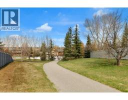 63 Mt Assiniboine Circle Se, Calgary, AB T2Z2N6 Photo 37