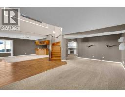 63 Mt Assiniboine Circle Se, Calgary, AB T2Z2N6 Photo 28
