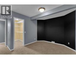 63 Mt Assiniboine Circle Se, Calgary, AB T2Z2N6 Photo 30