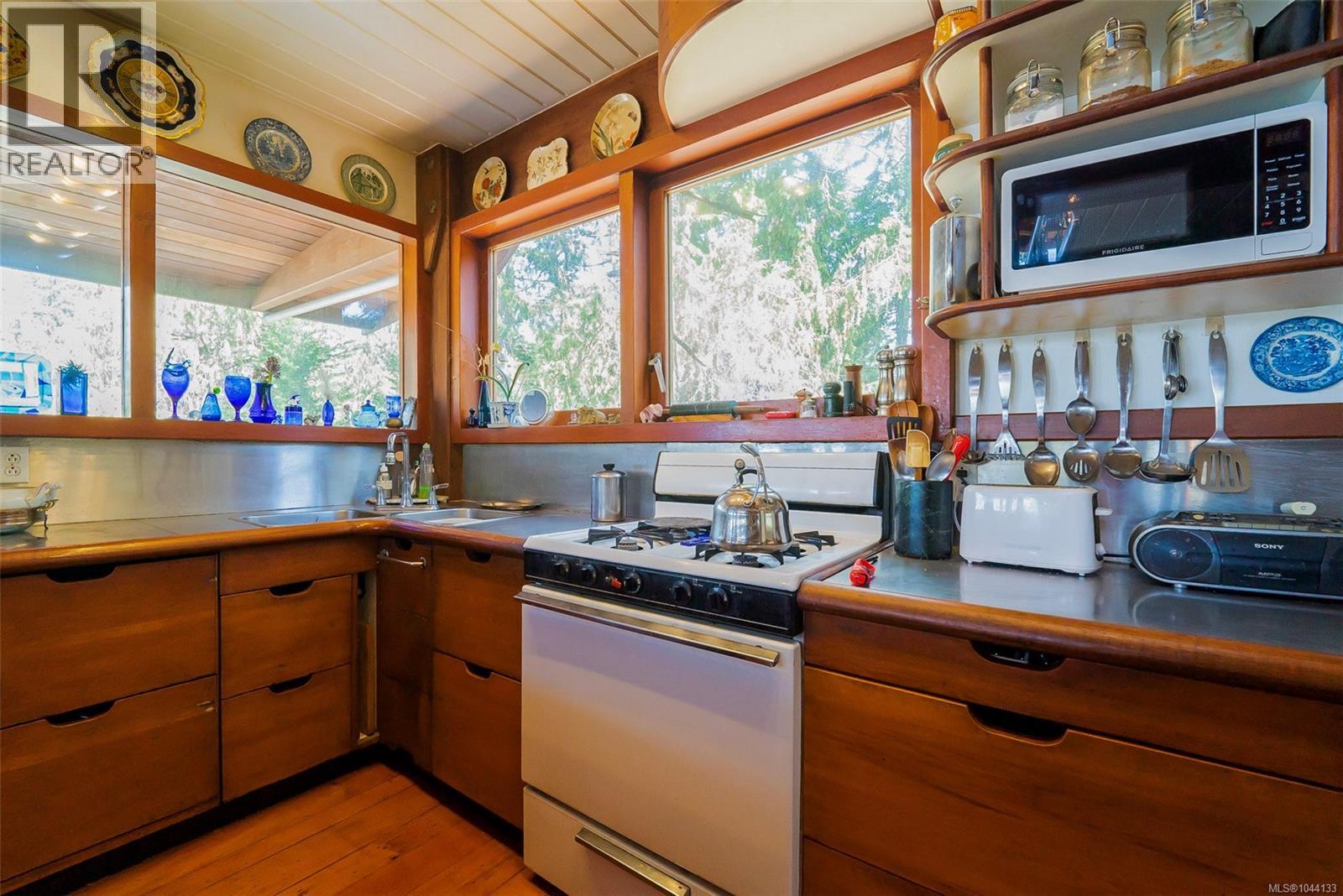 1 Eaglet Island - 22